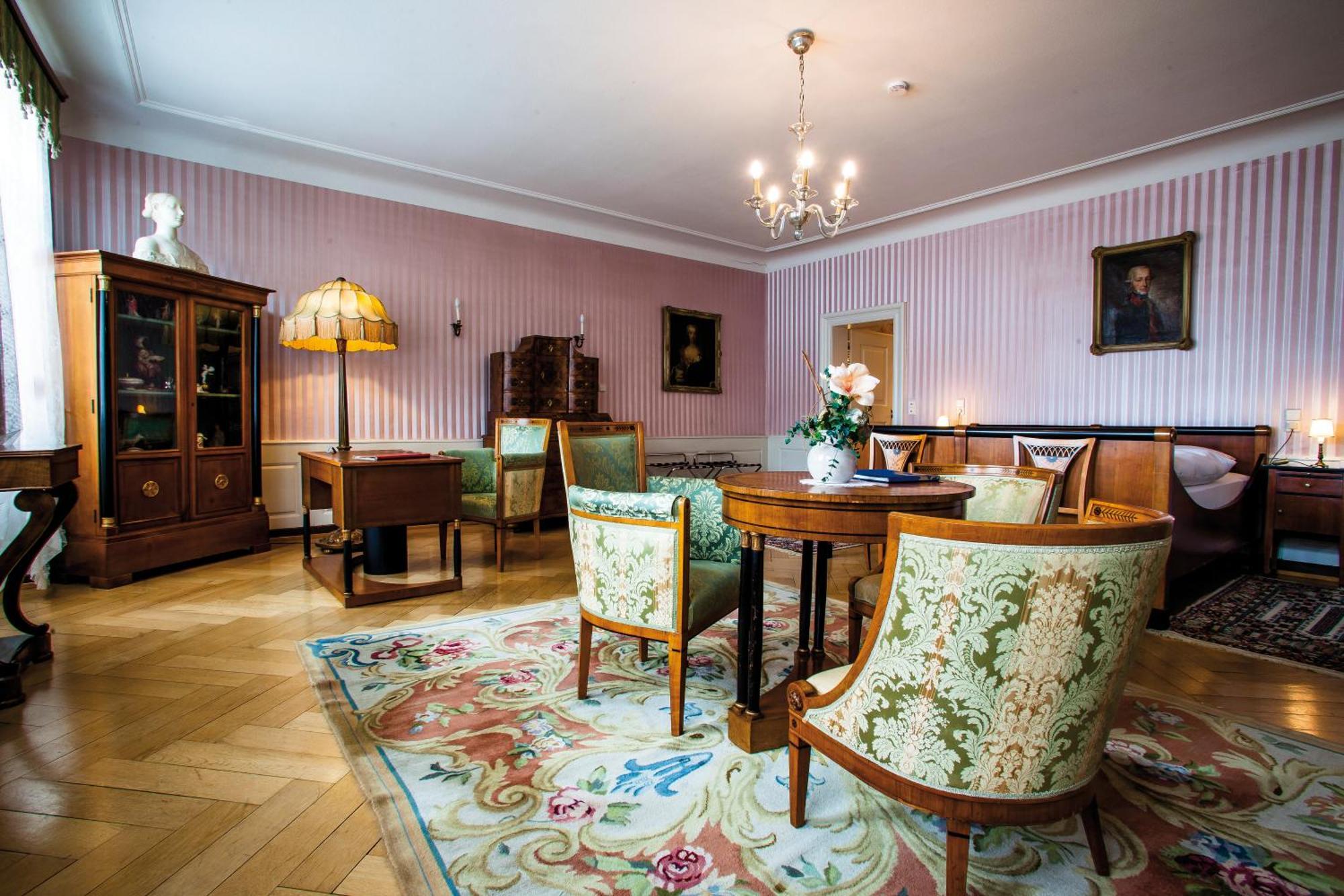Boardinghouse Sonne Hotel Offenburg Buitenkant foto