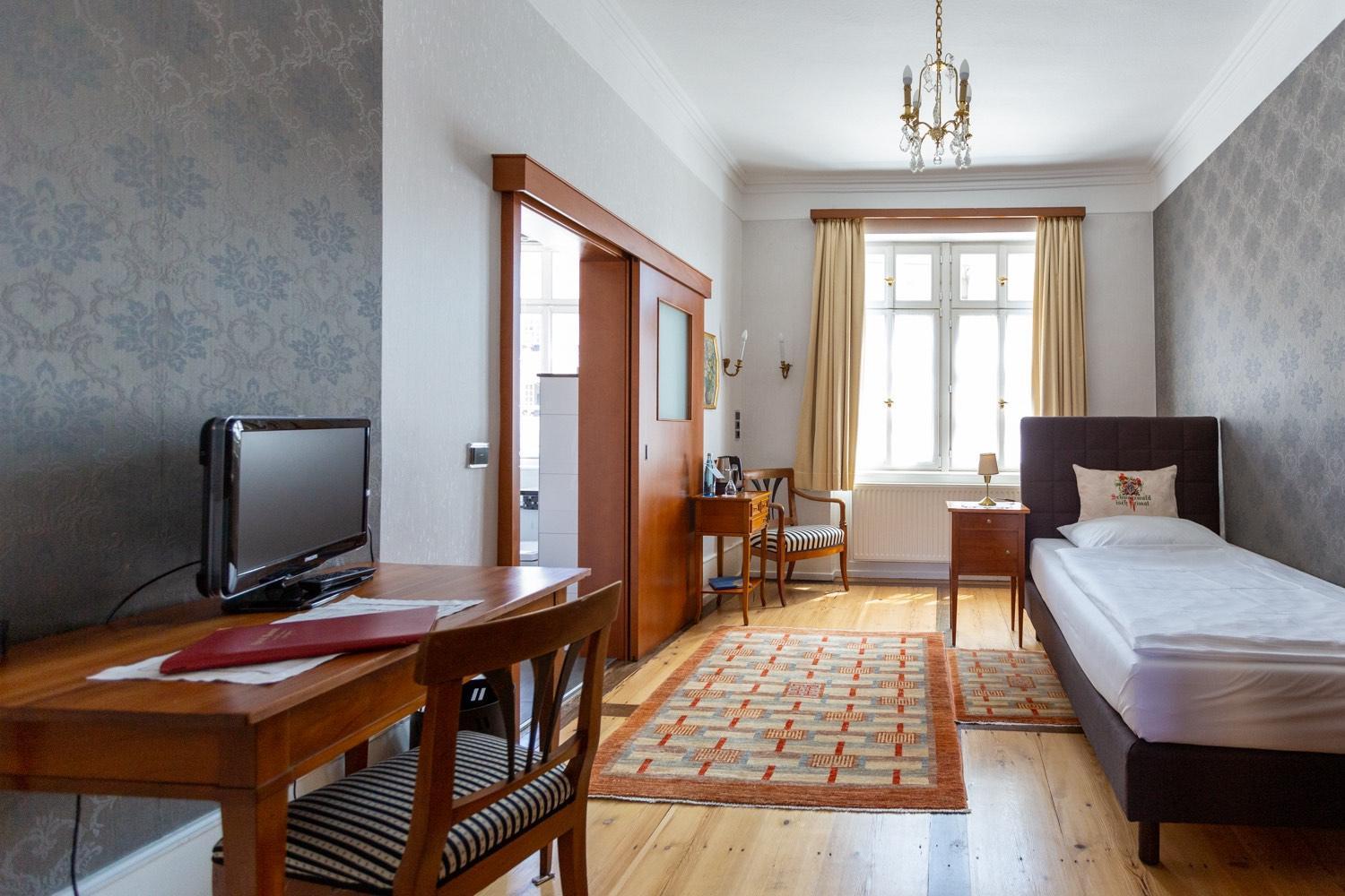 Boardinghouse Sonne Hotel Offenburg Buitenkant foto
