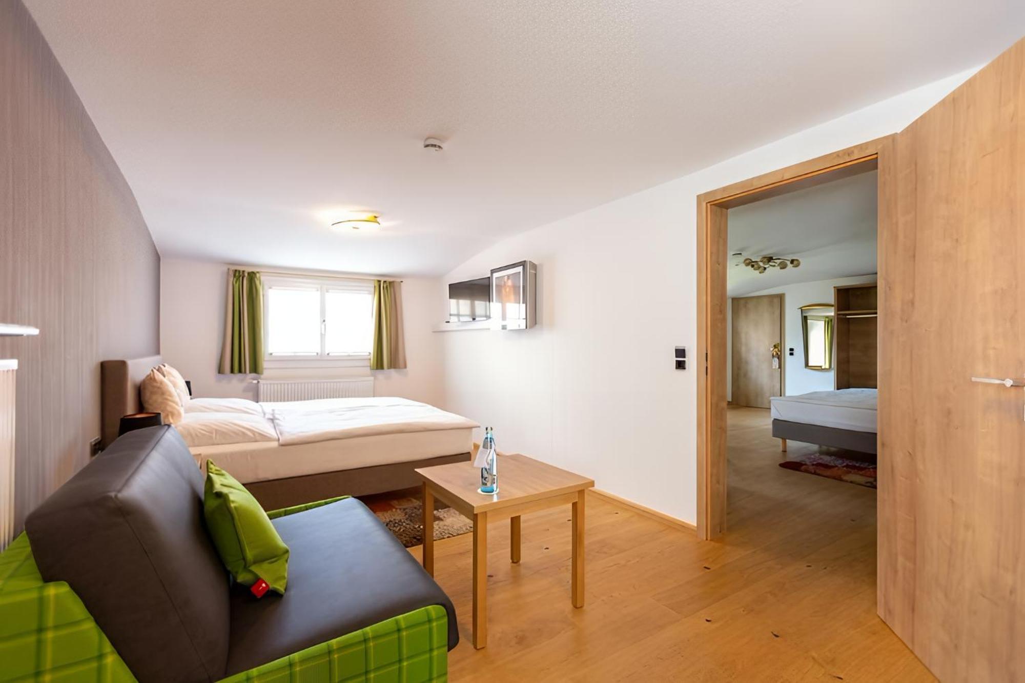 Boardinghouse Sonne Hotel Offenburg Buitenkant foto
