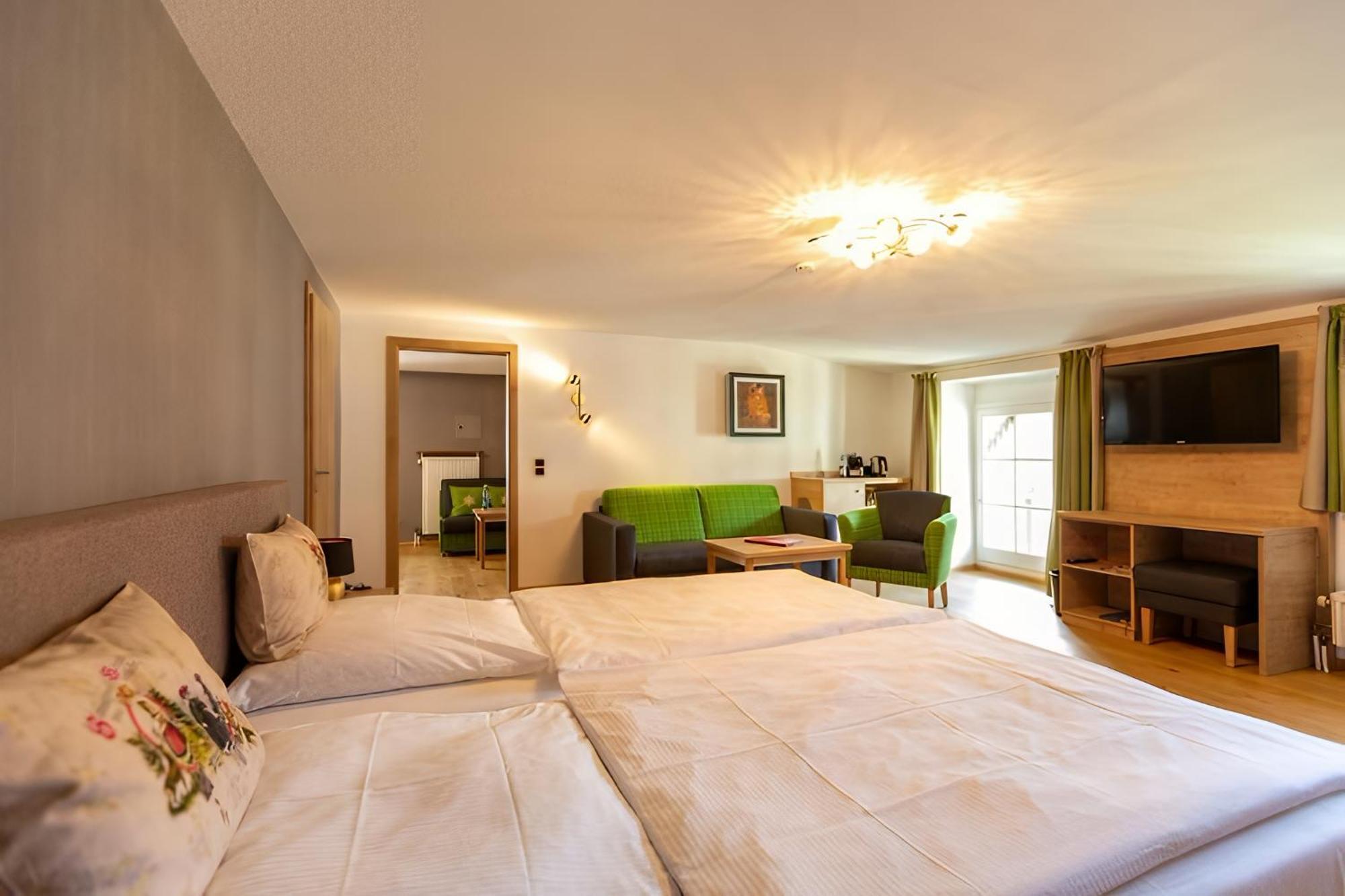 Boardinghouse Sonne Hotel Offenburg Buitenkant foto